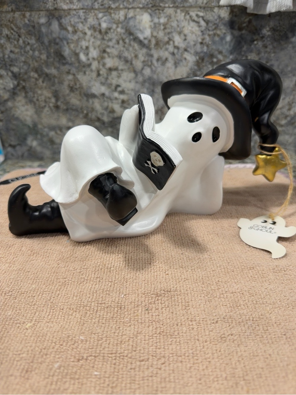 NWT Goblin & Ghoul Reading Ghost Halloween Figurine Decor 8"